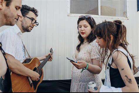 LucyDacus'sEvolution:FromBedroomPoptoPolishedIndieArtist